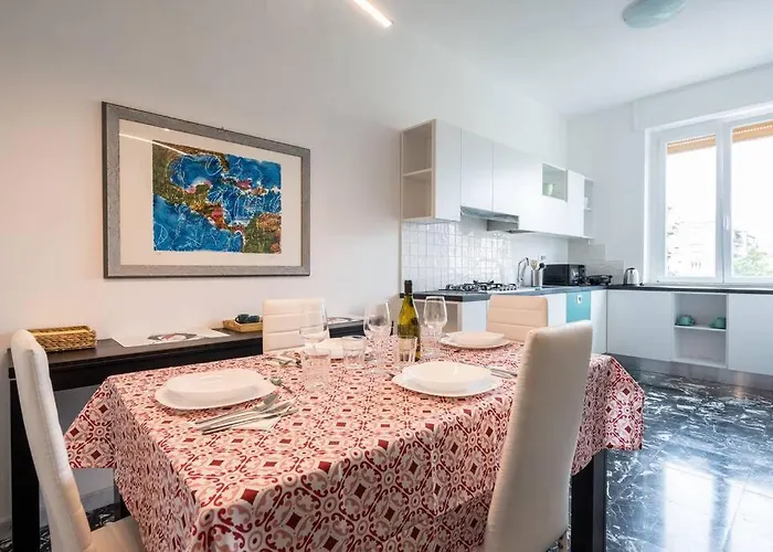 Apartment Gold Sweet