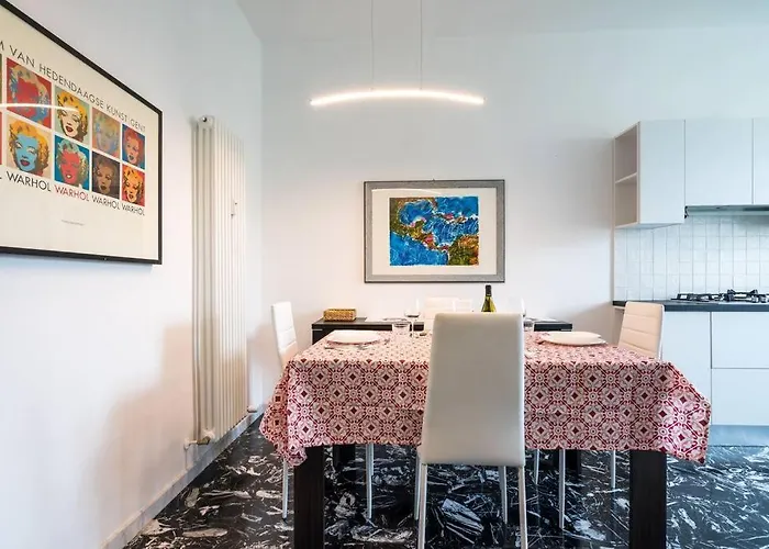 Gold Sweet Apartment *