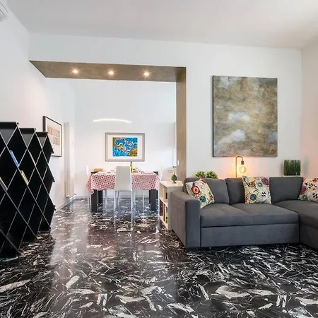 Gold Sweet Apartman La Spezia