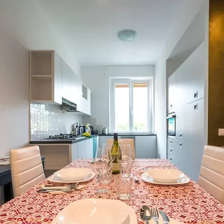 Апартаменты Gold Sweet *